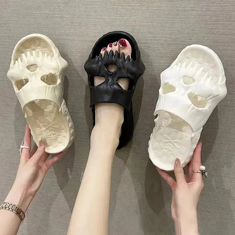 Diseño personalizado de calavera zapatillas de halloween baño interior de tobogán para exteriores zapatos de playa