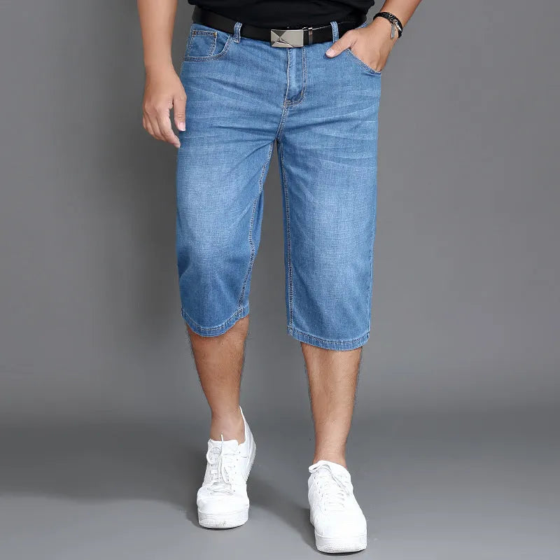 Short denim masculin jeans bleu moyen de longueur courte courte