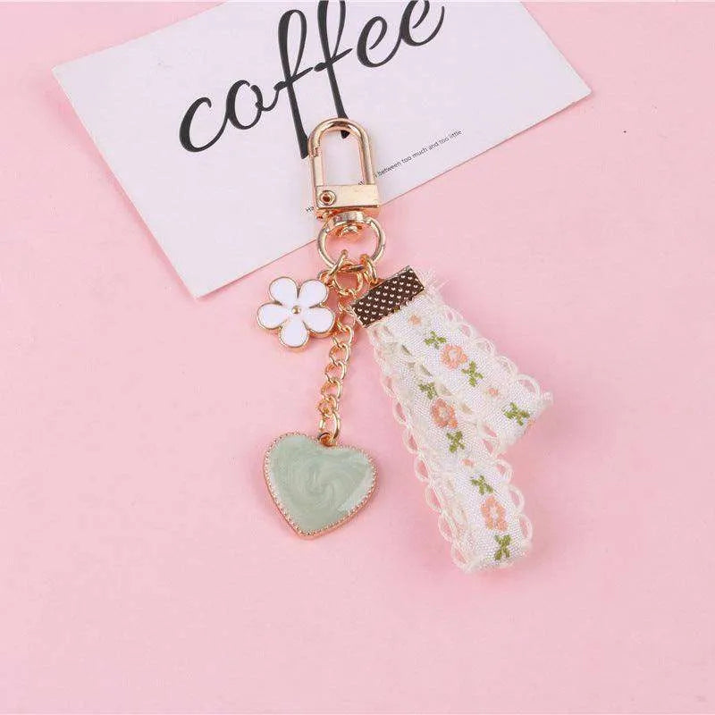 Daisy Keychain Pendant Creative Keychain Hanging - EX-STOCK CANADA