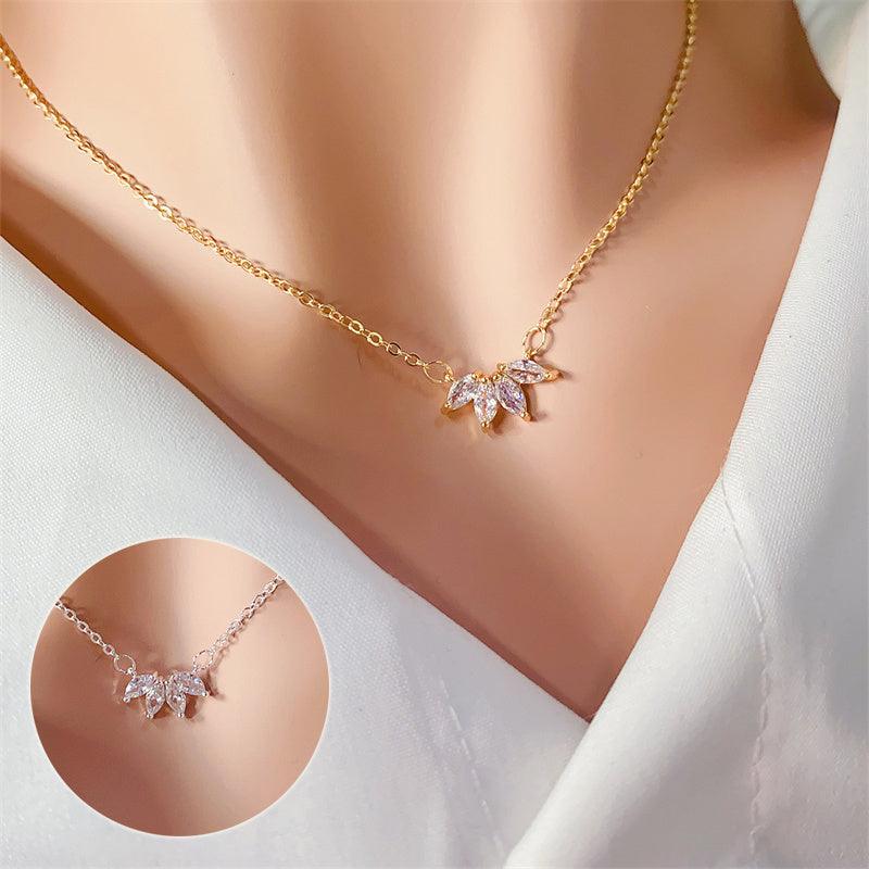 Fashion Jewelry Minimalist Shining Flower Petal Necklace For Women Girls Lotus Flower Pendant Necklace Female Party Anniversary Jewelry Gift - EX-STOCK CANADA