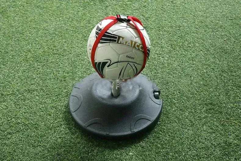 Football training device - EX-STOCK CANADA