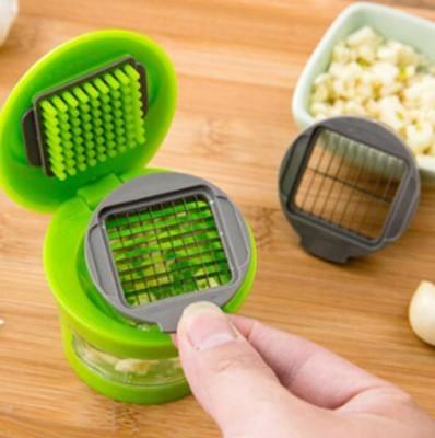 Multifunction Hand Garlic Juicer Garlic Crusher Grinder Slicer Cutter Chopper Vegetable Tools Kitchen Gadgets - EX-STOCK CANADA