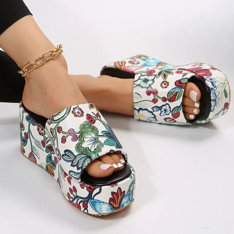 New Round Toe Wedge Embroidered Classic Embroidery Slippers For Women - EX-STOCK CANADA