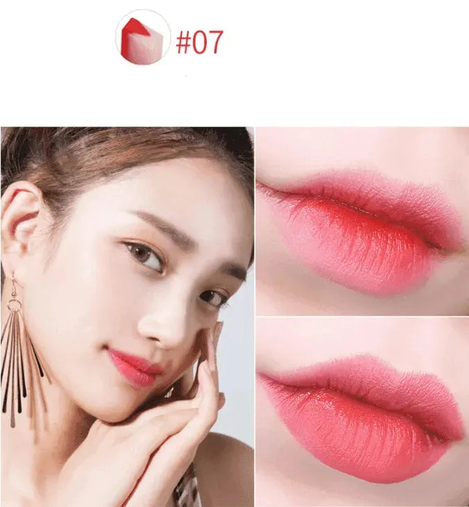 Three-dimensional two-color V-shaped lipstick - EX-STOCK CANADA