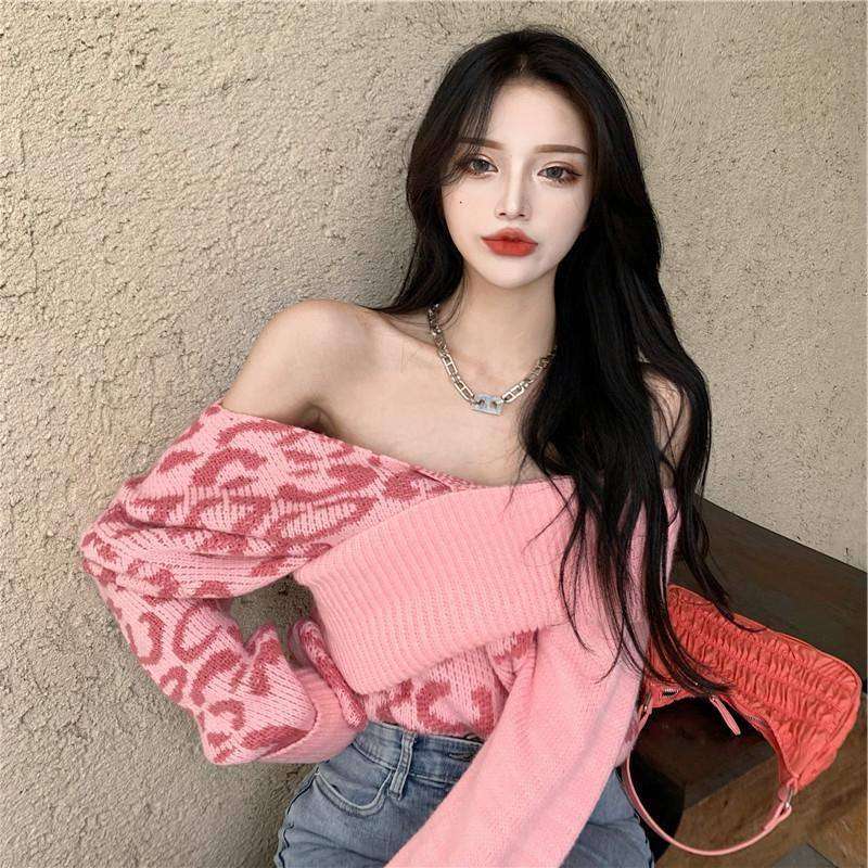 Women Turtleneck One Shoulder Knitted Sweaters - EX-STOCK CANADA